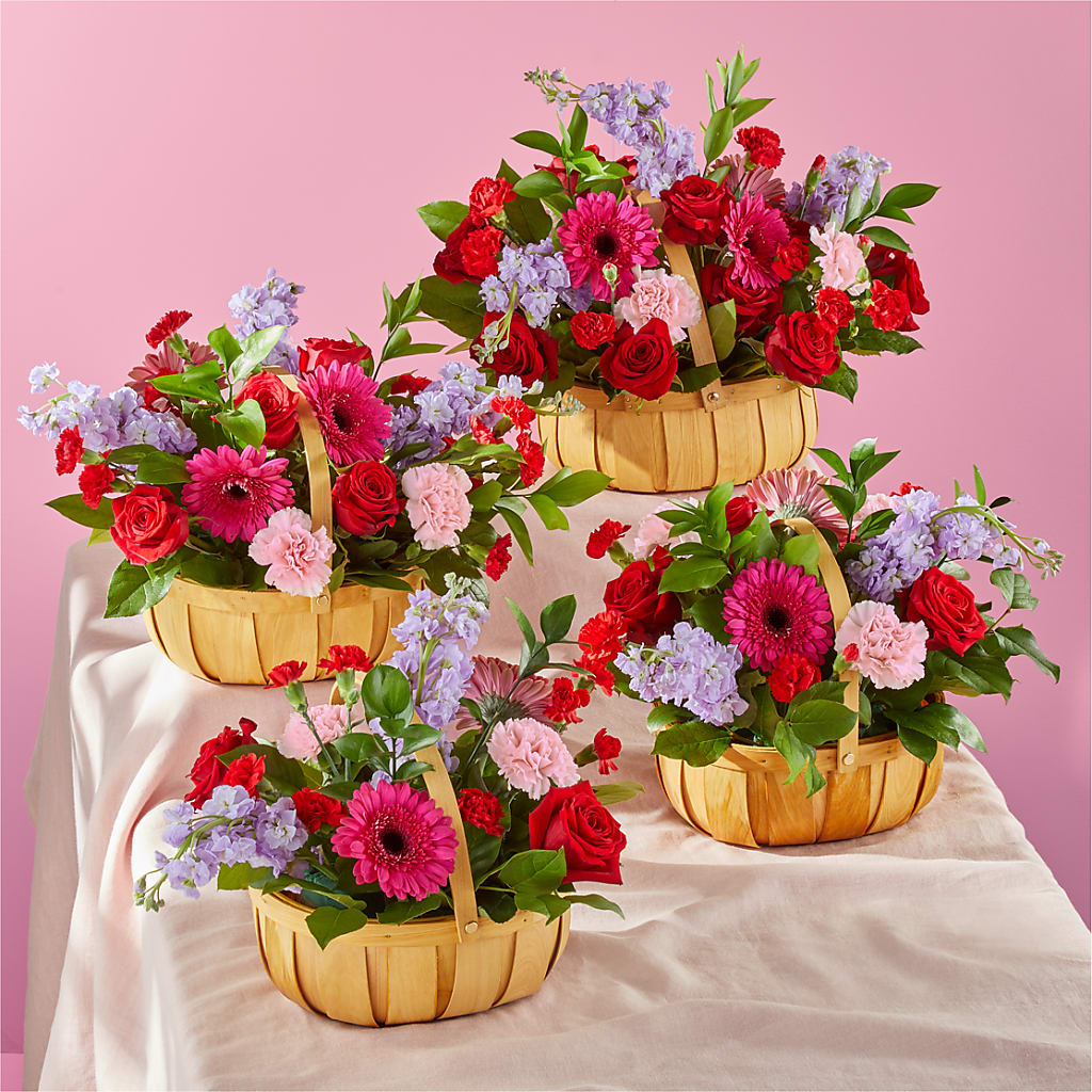 Pink Picnic Basket – F & S FLOWERS DESIGN LLC, Margate FL