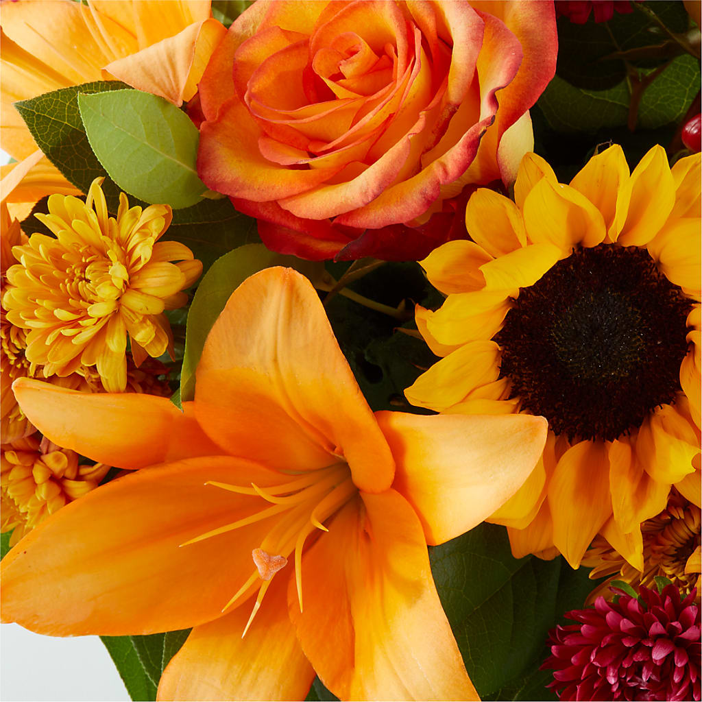 Grateful Centerpiece – F & S FLOWERS DESIGN LLC, Margate FL