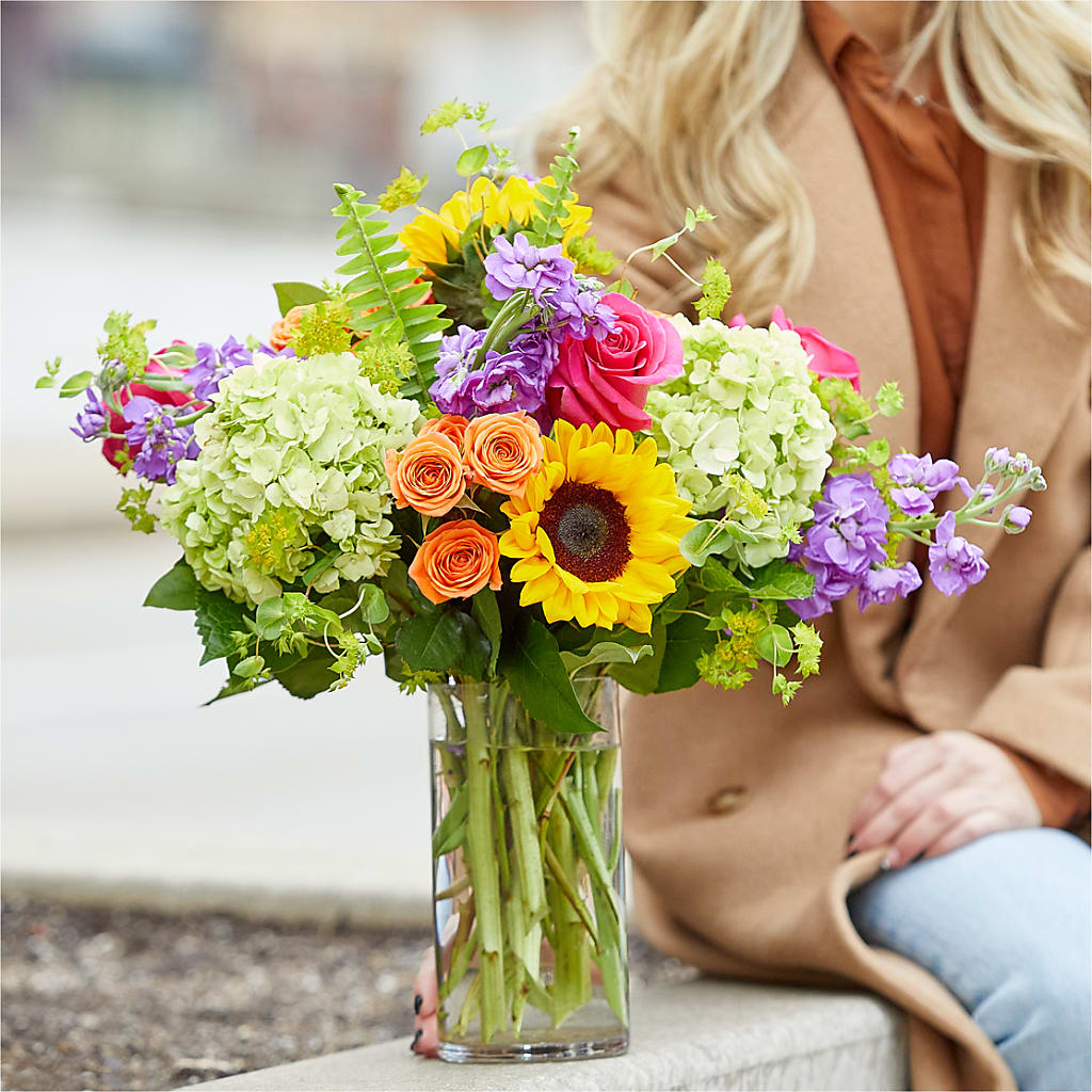Vibrant Greetings Bouquet – F & S FLOWERS DESIGN LLC, Margate FL