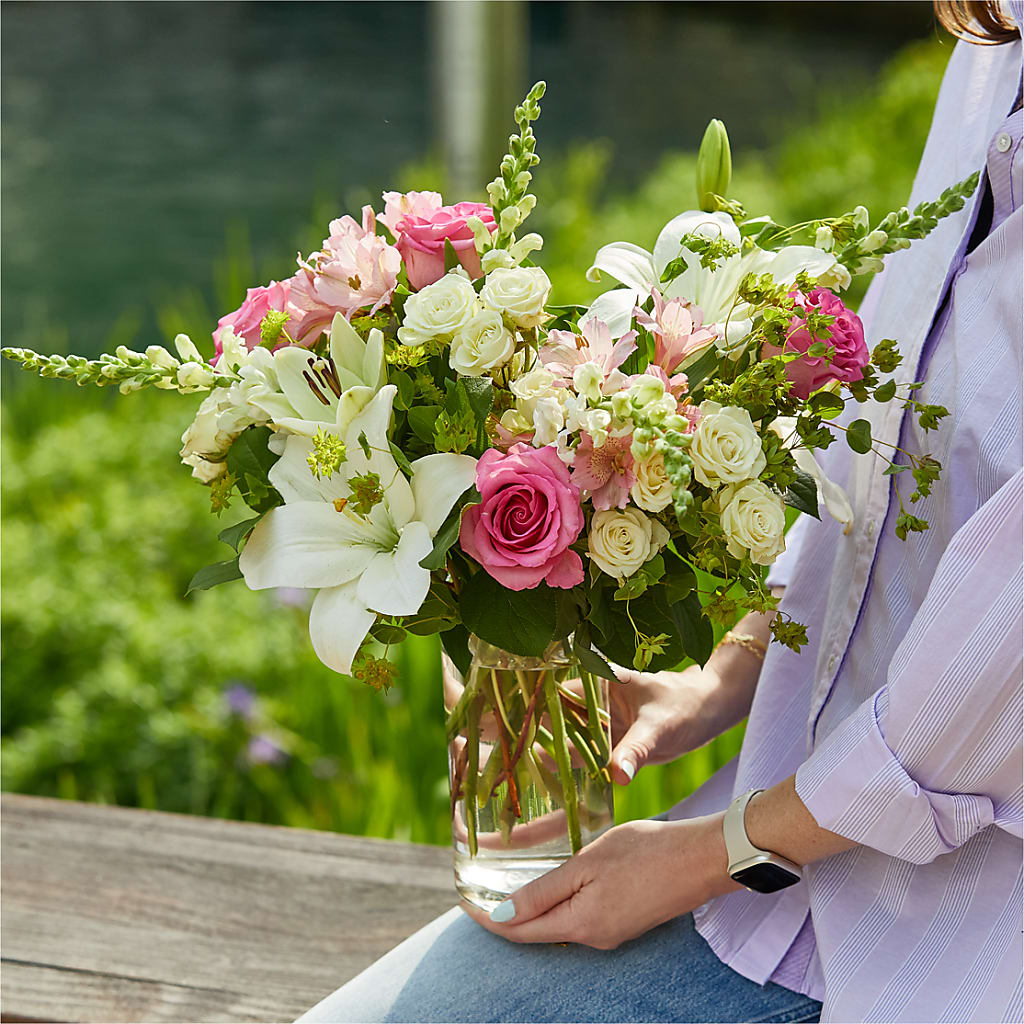 Fondly Bouquet – F & S FLOWERS DESIGN LLC, Margate FL
